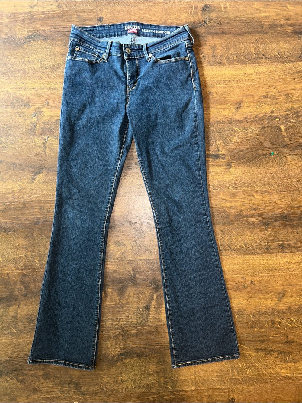 Levi's Denizen Modern Boot Cut Dark Wash Mid-Rise Blue Jeans | Size 4